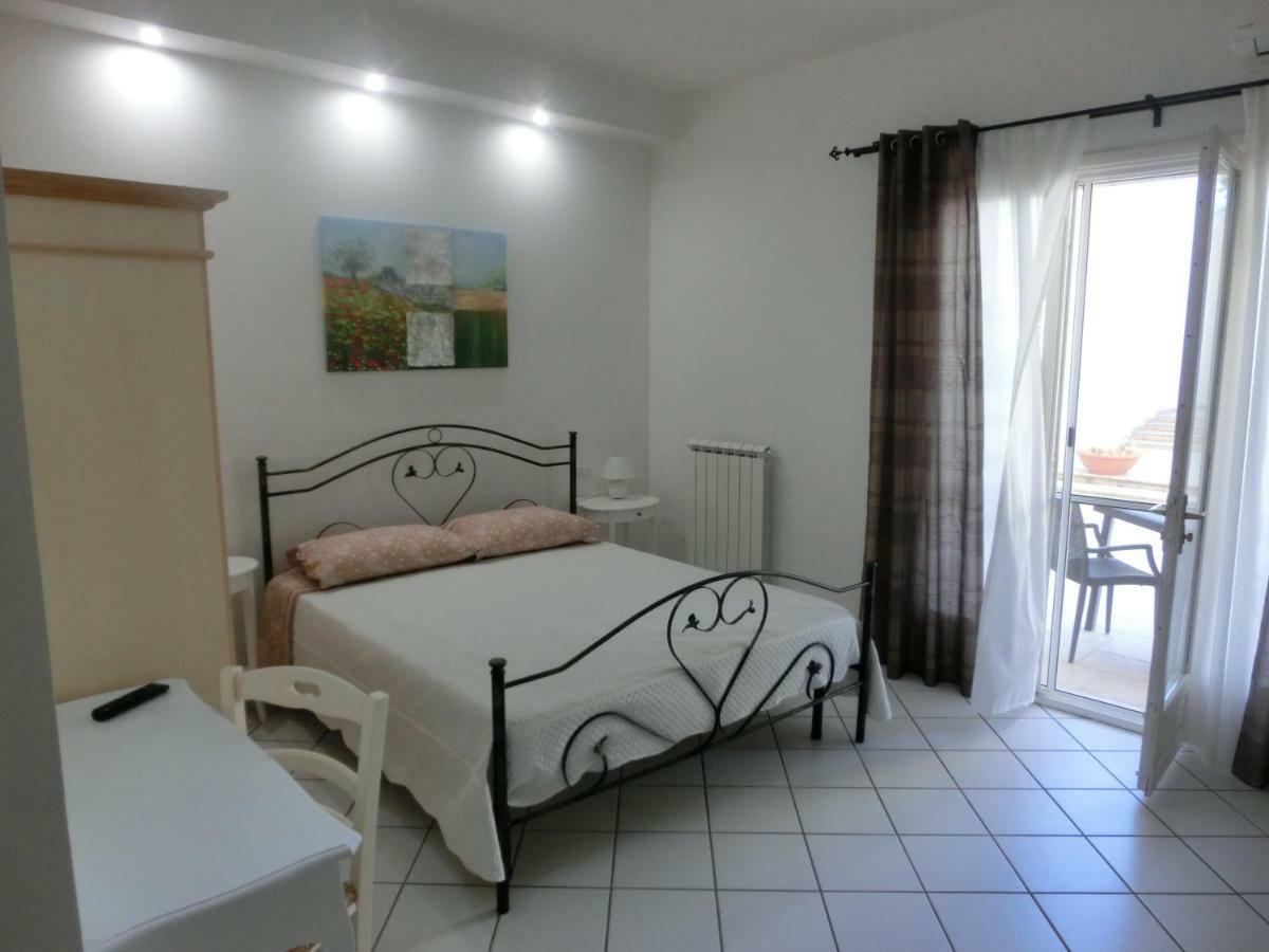 B&B Villa 16 Pini Лечче Екстер'єр фото